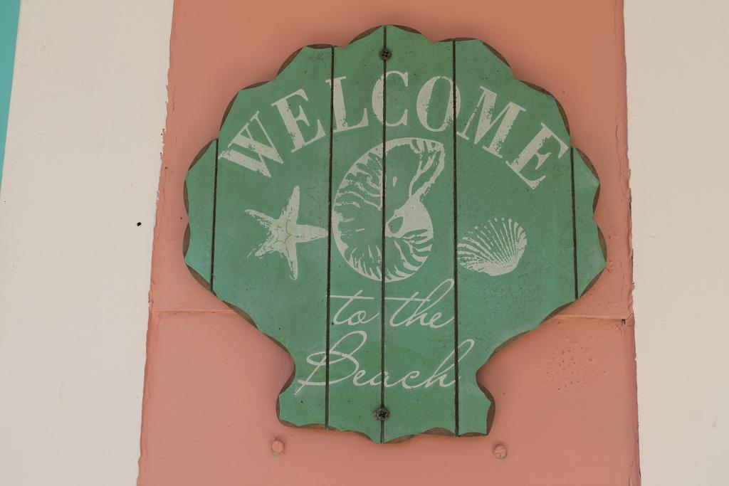 Coronado Palms Coastal Cottage Галвестън Екстериор снимка